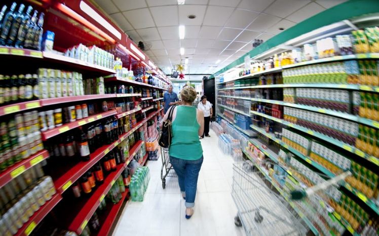 Produtos com elementos cancerígenos podem ser obrigados a ter alerta ao consumidor